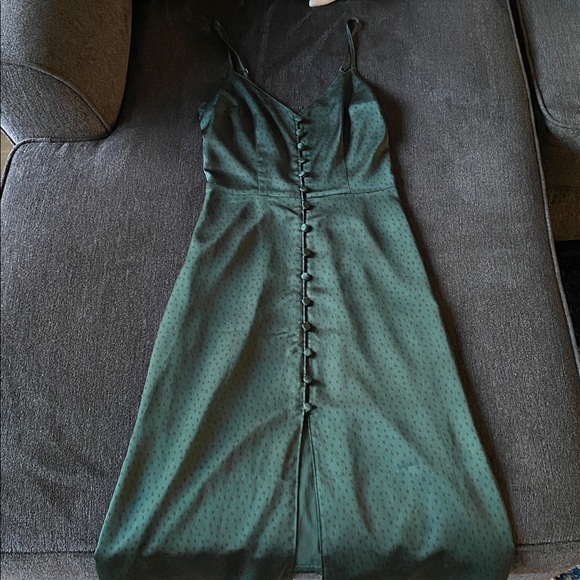 Abercrombie & Fitch Dresses & Skirts - Emerald Spaghetti-Strap Midi Dress with Button Front